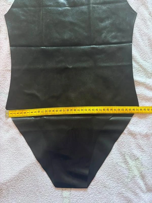 Black bodysuit - latex - size 40 (M) – photo 5